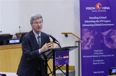 Jeffrey Sachs zagovara reformu UN-a, multilateralizam u New Era Lecture Hallu...